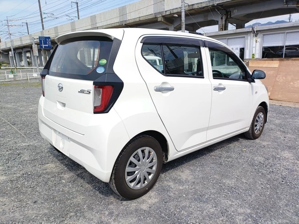 Daihatsu Mira e:S LA350S 2019